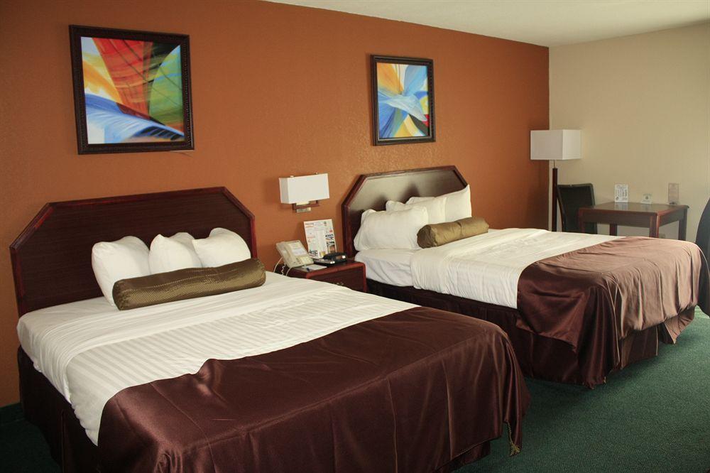 Super 8 By Wyndham Somerset Extérieur photo
