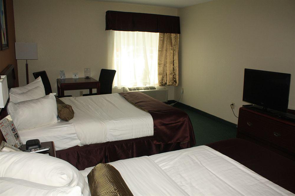 Super 8 By Wyndham Somerset Extérieur photo