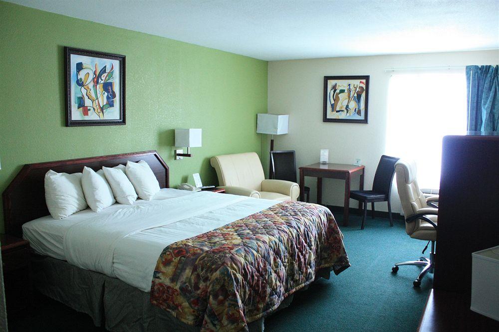 Super 8 By Wyndham Somerset Extérieur photo