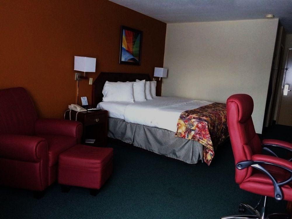 Super 8 By Wyndham Somerset Extérieur photo