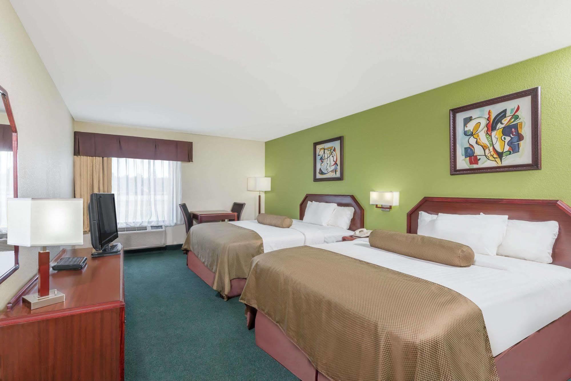 Super 8 By Wyndham Somerset Extérieur photo
