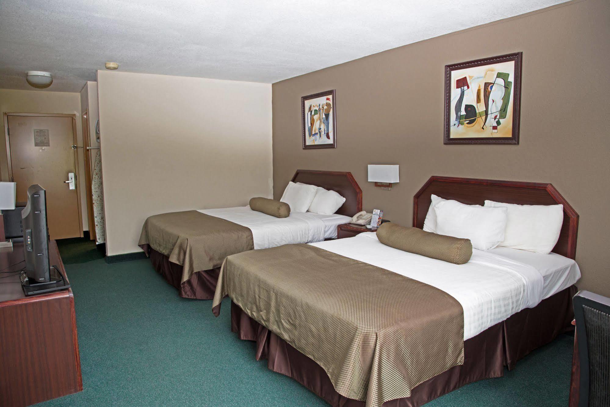 Super 8 By Wyndham Somerset Extérieur photo